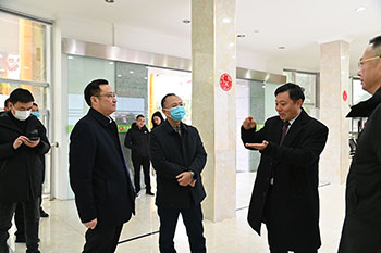 射洪市經(jīng)開(kāi)區(qū)領(lǐng)導(dǎo)蒞臨利美集團(tuán)調(diào)研開(kāi)年復(fù)工情況